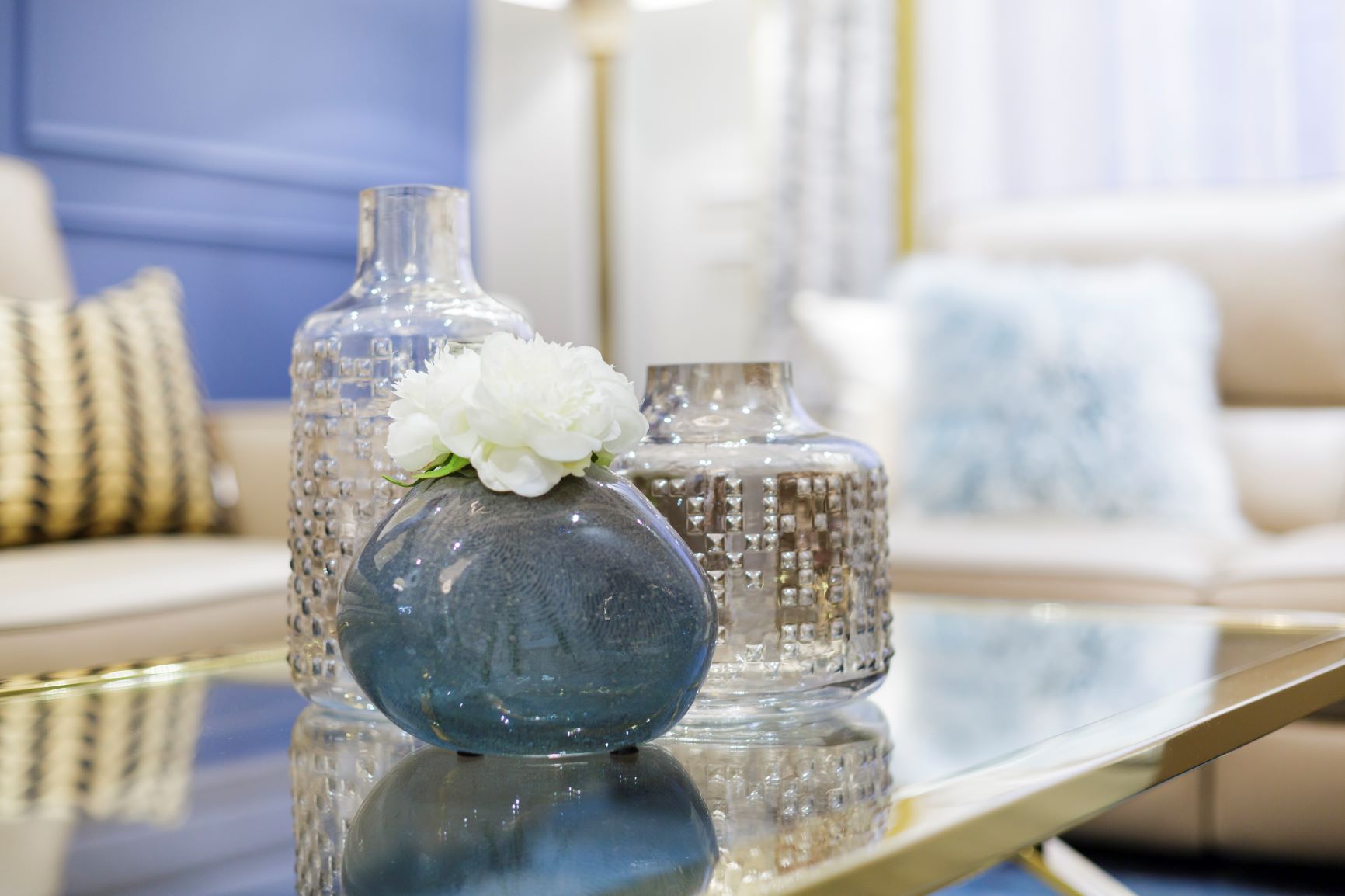 Blue glass COFFEE TABLE accessories